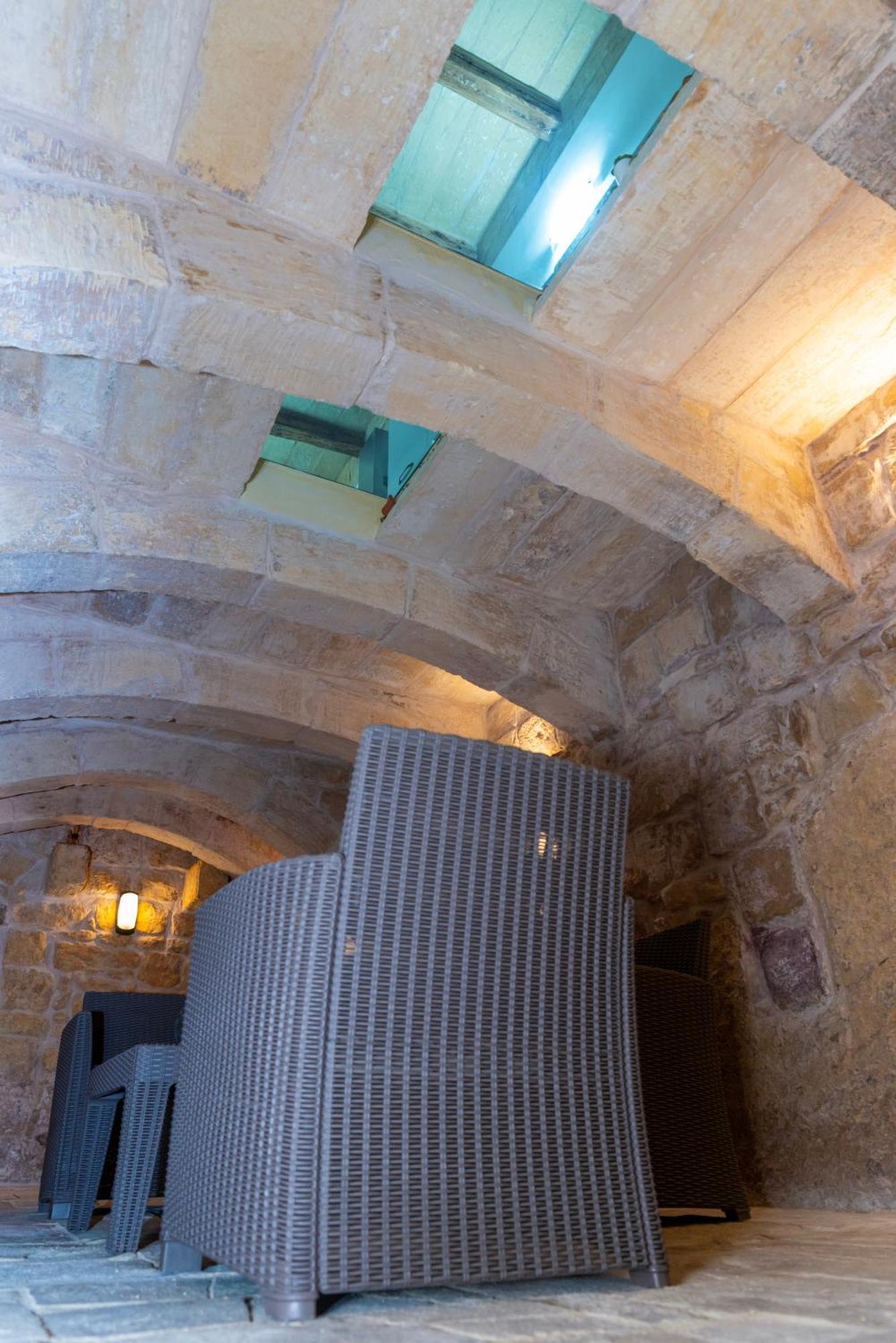 Great Siege Apartment Isla Extérieur photo
