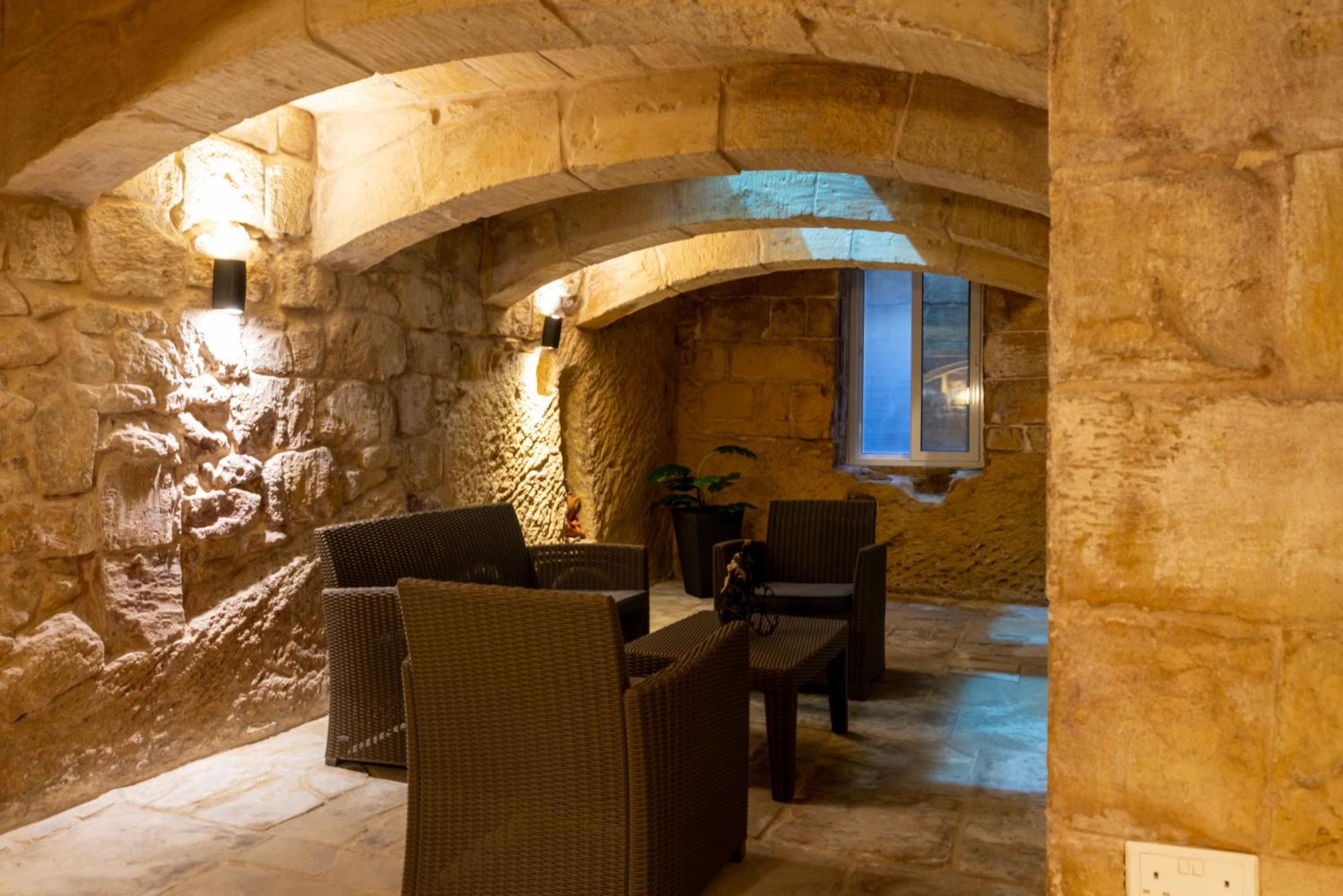 Great Siege Apartment Isla Extérieur photo