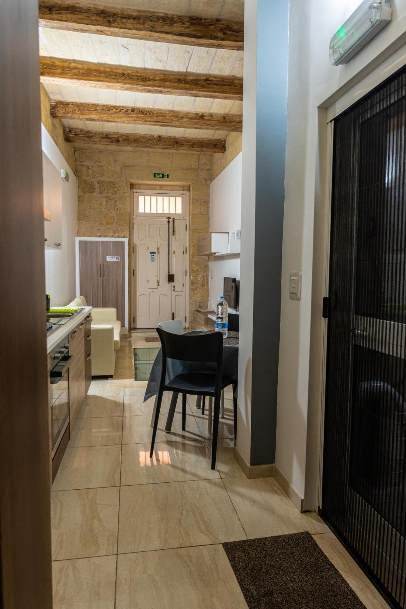 Great Siege Apartment Isla Extérieur photo