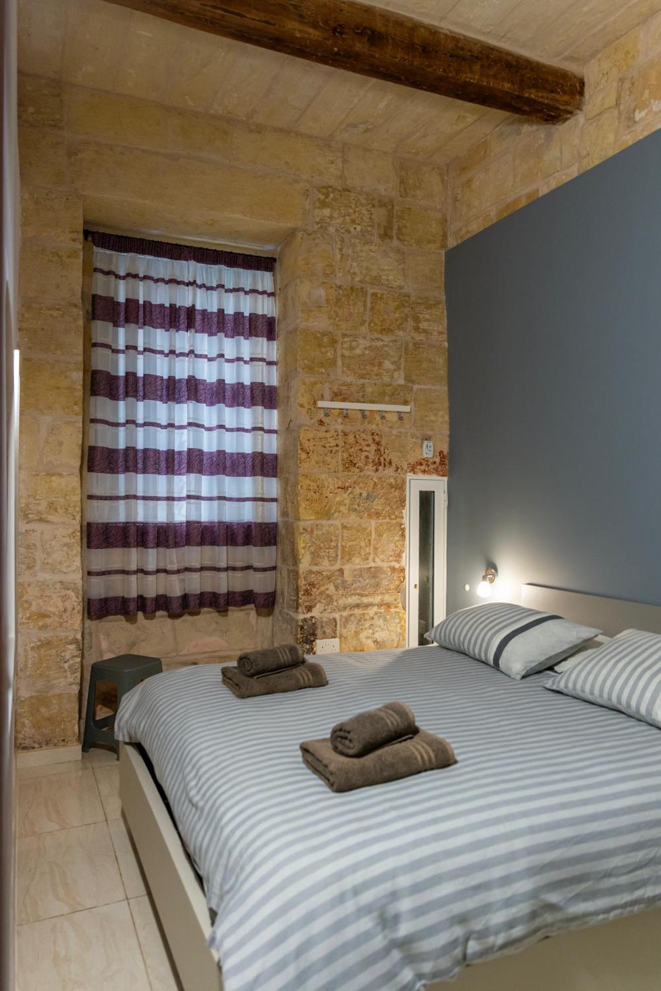 Great Siege Apartment Isla Extérieur photo