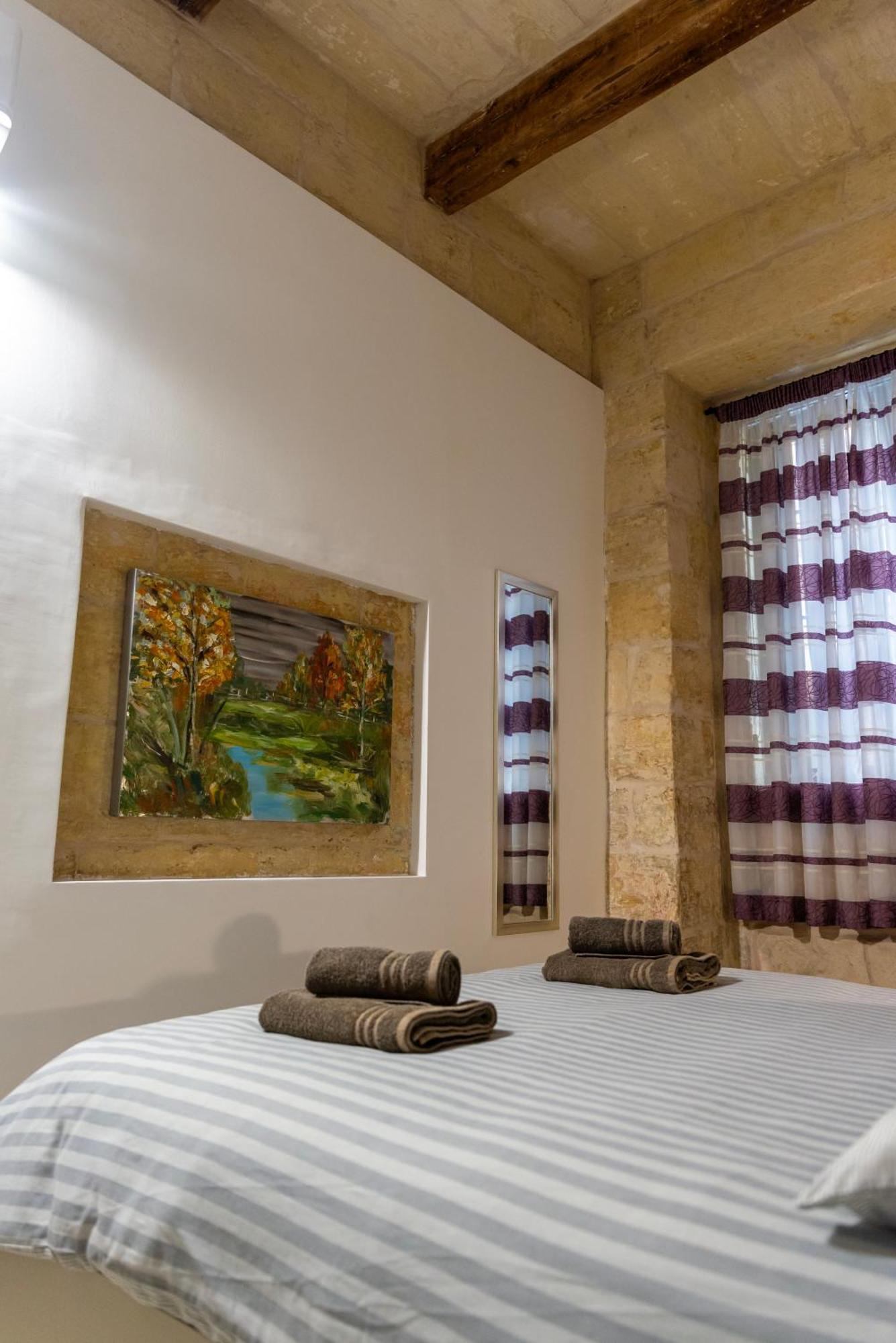 Great Siege Apartment Isla Extérieur photo
