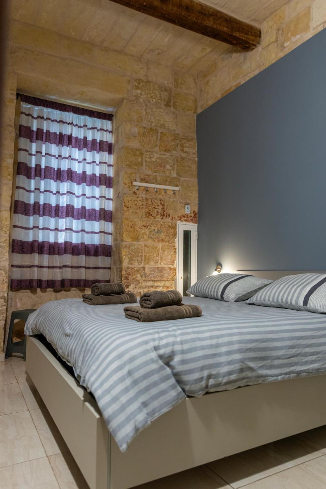 Great Siege Apartment Isla Extérieur photo