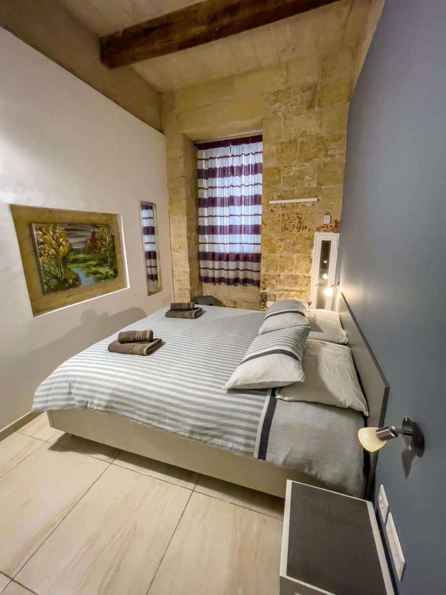Great Siege Apartment Isla Extérieur photo